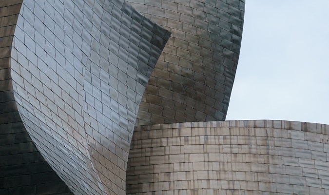 Muitas das peças da inauguração do museu vieram da própria coleção dos Guggenheims
